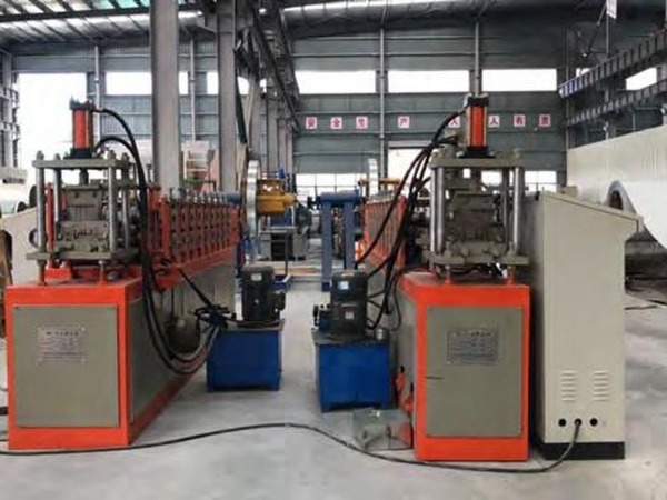Steel frame welding line at a China container house factory &mdash; Wanbang production